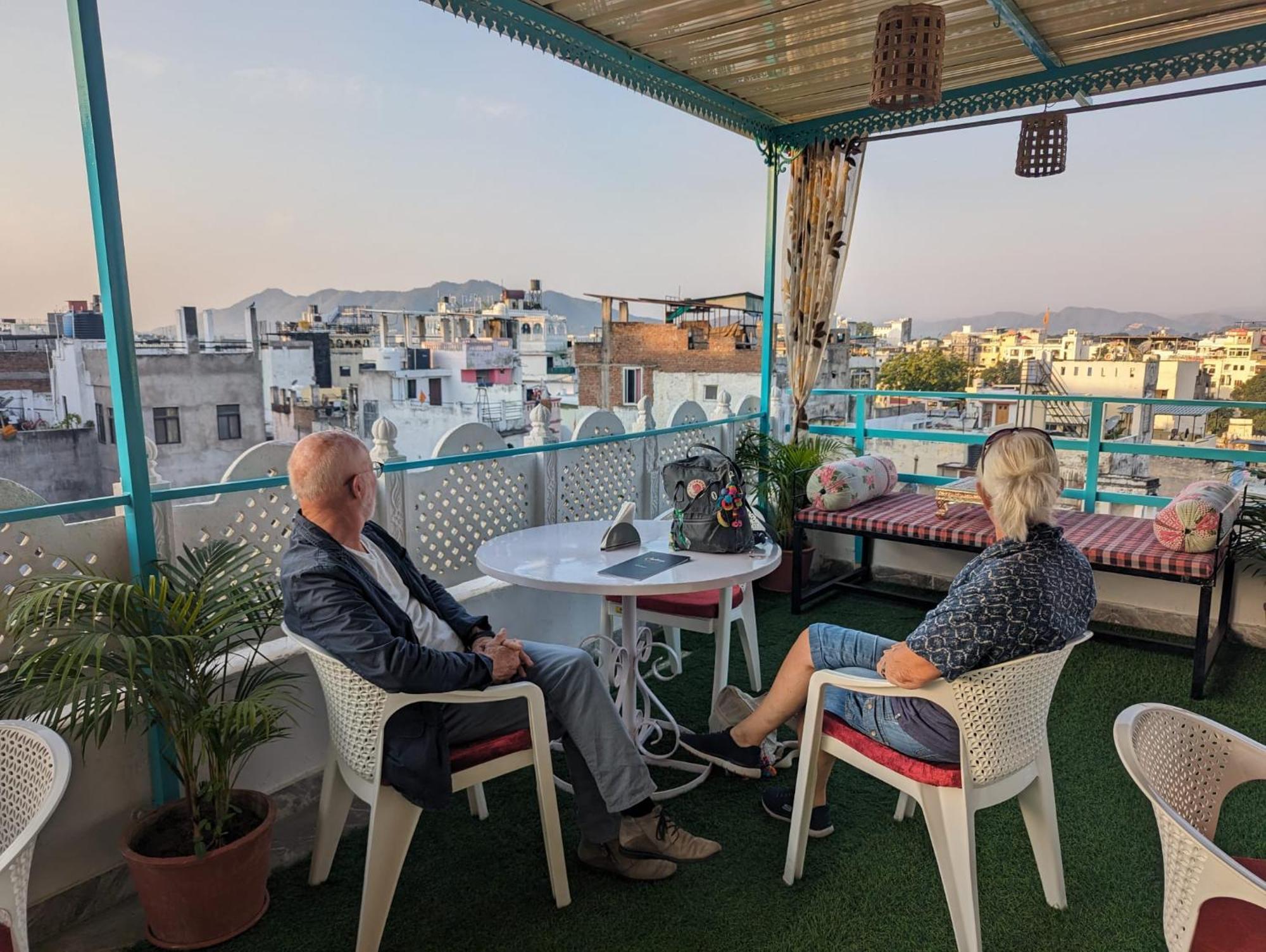 Krishna Stay Guest House Udaipur Exterior foto