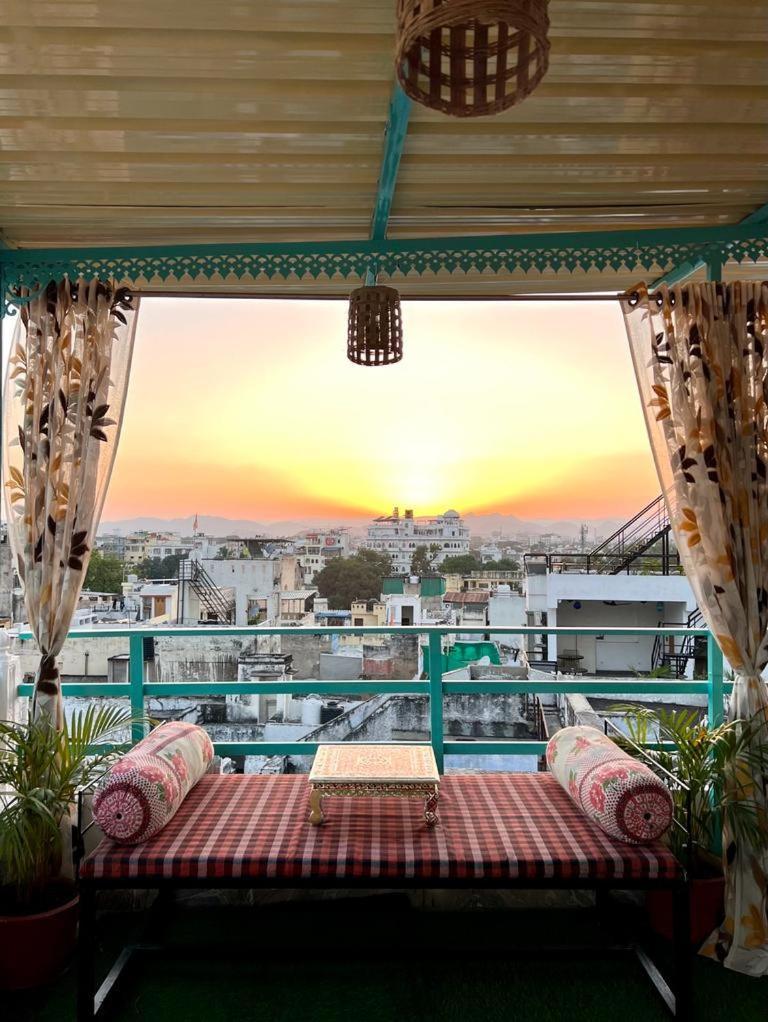 Krishna Stay Guest House Udaipur Exterior foto