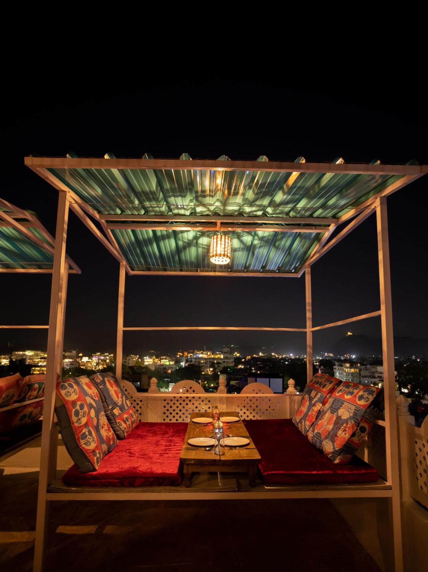 Krishna Stay Guest House Udaipur Exterior foto