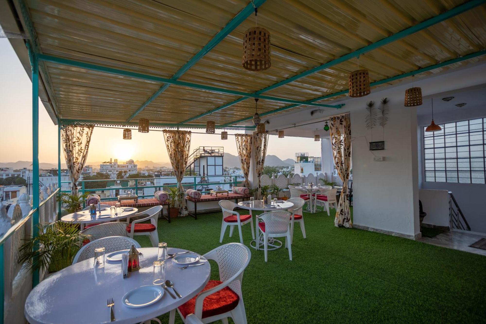 Krishna Stay Guest House Udaipur Exterior foto