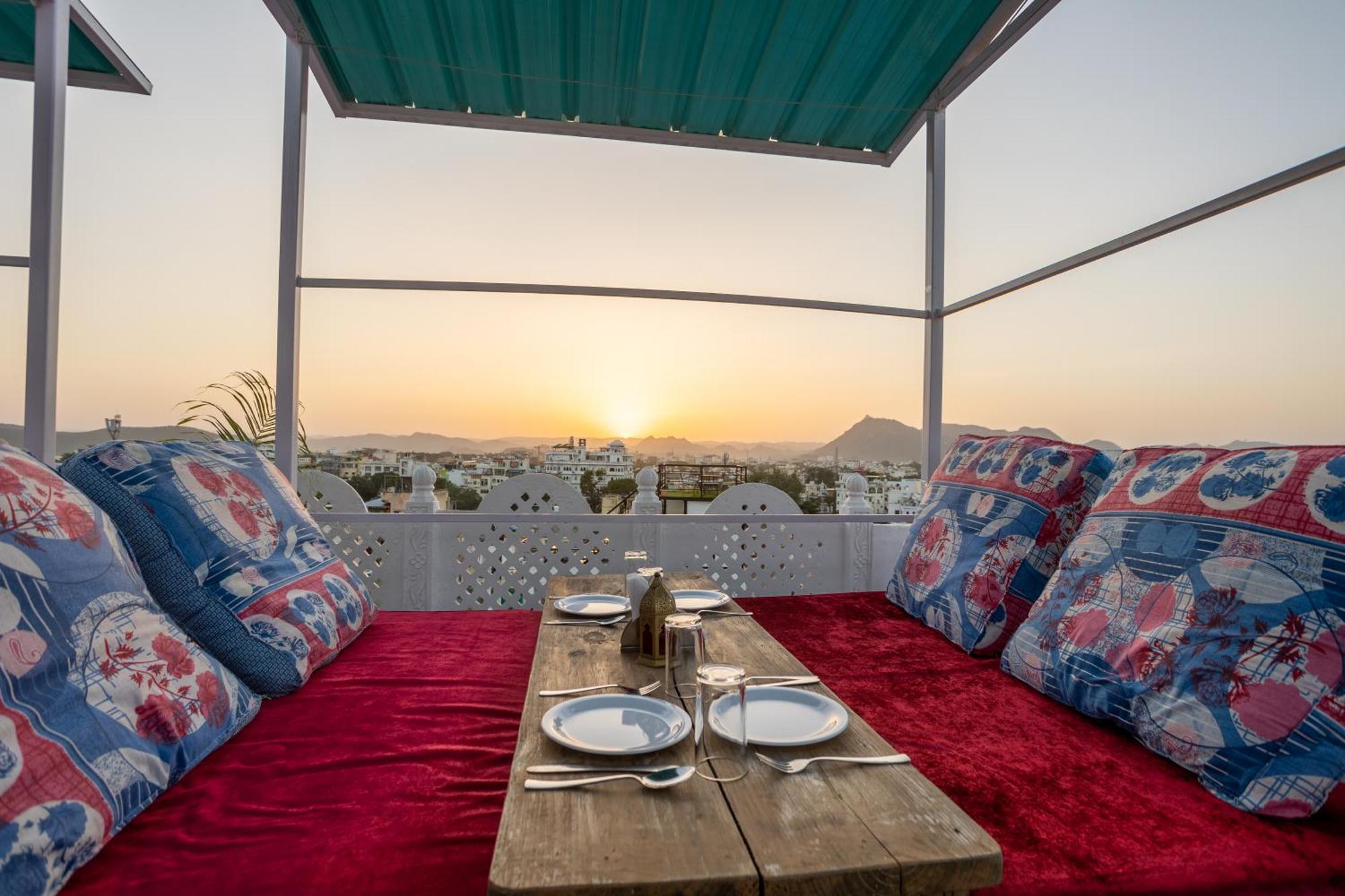 Krishna Stay Guest House Udaipur Exterior foto