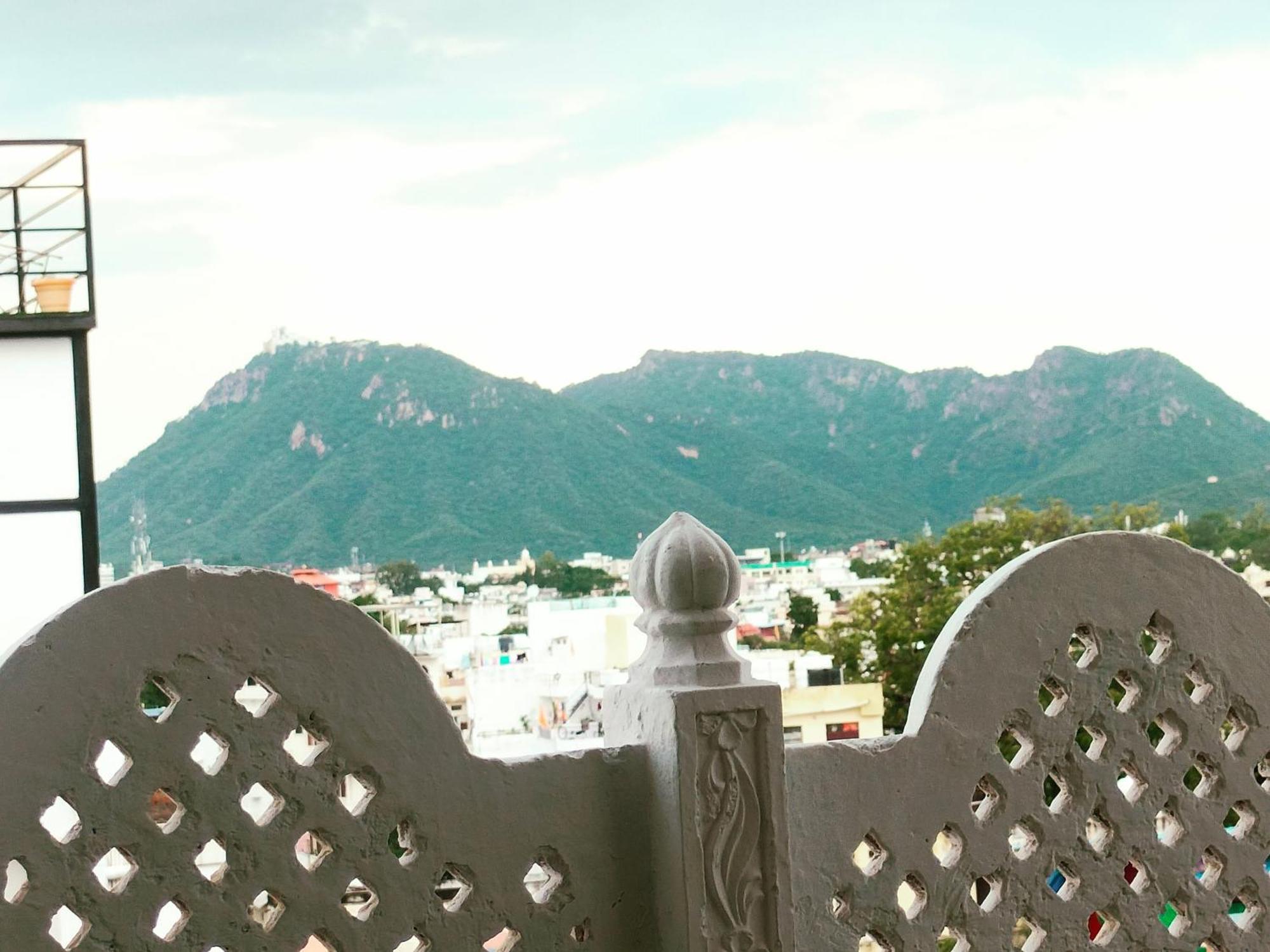 Krishna Stay Guest House Udaipur Exterior foto